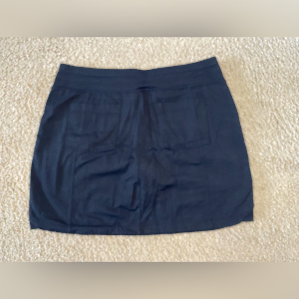 Athleta Black Reflective Relay Skort Running Skirt - Picture 3 of 3